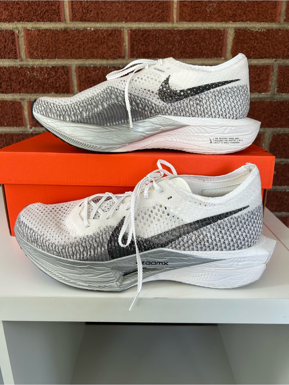 Nike Men’s ZoomX Vaporfly 3 Running Shoes
